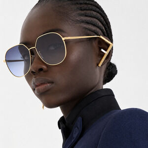 New FENDI Sunglasses FE40069U 30B Authentic